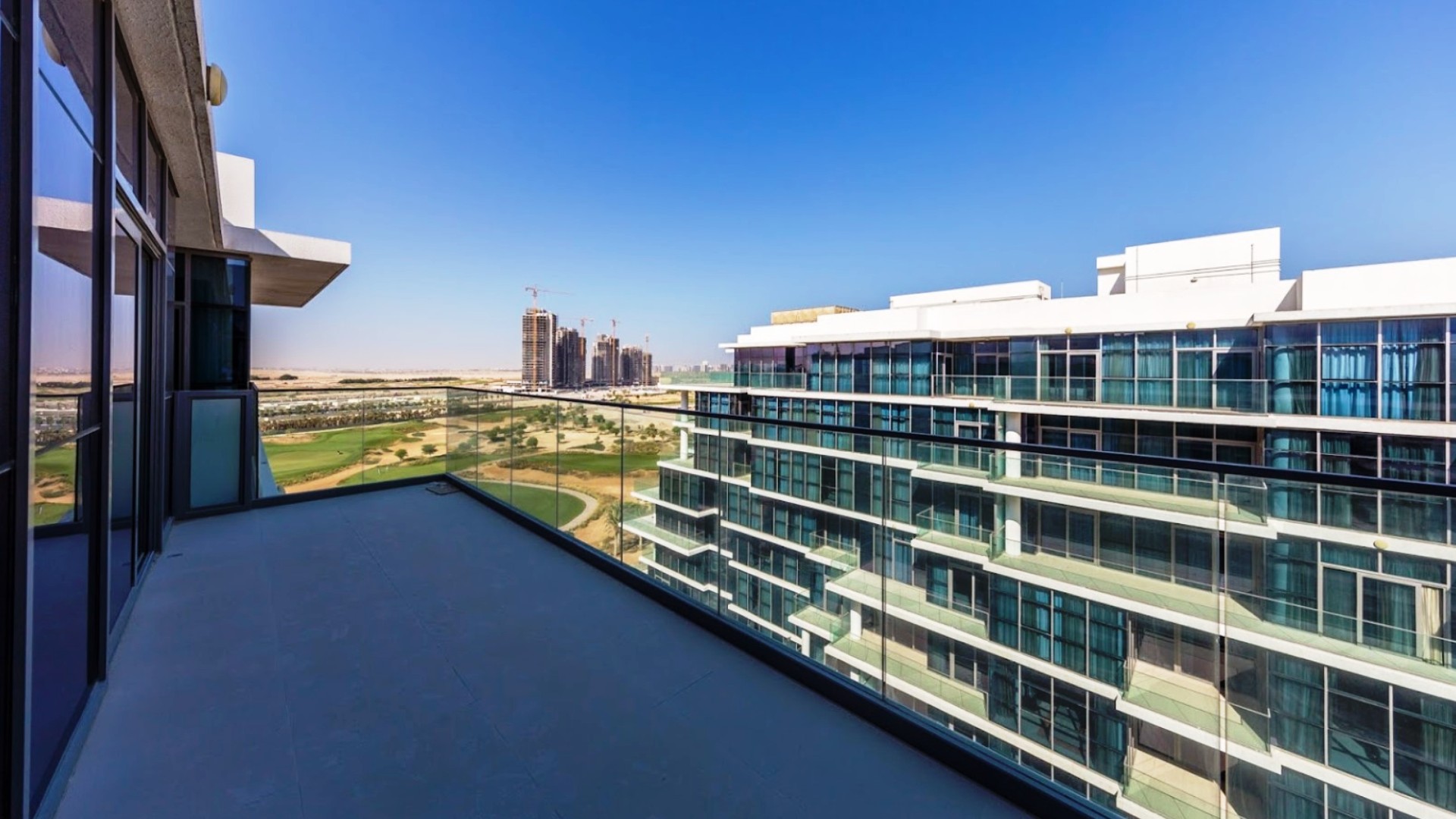 GOLF VEDUTA by Damac Properties in DAMAC Hills, Dubai, UAE - 2