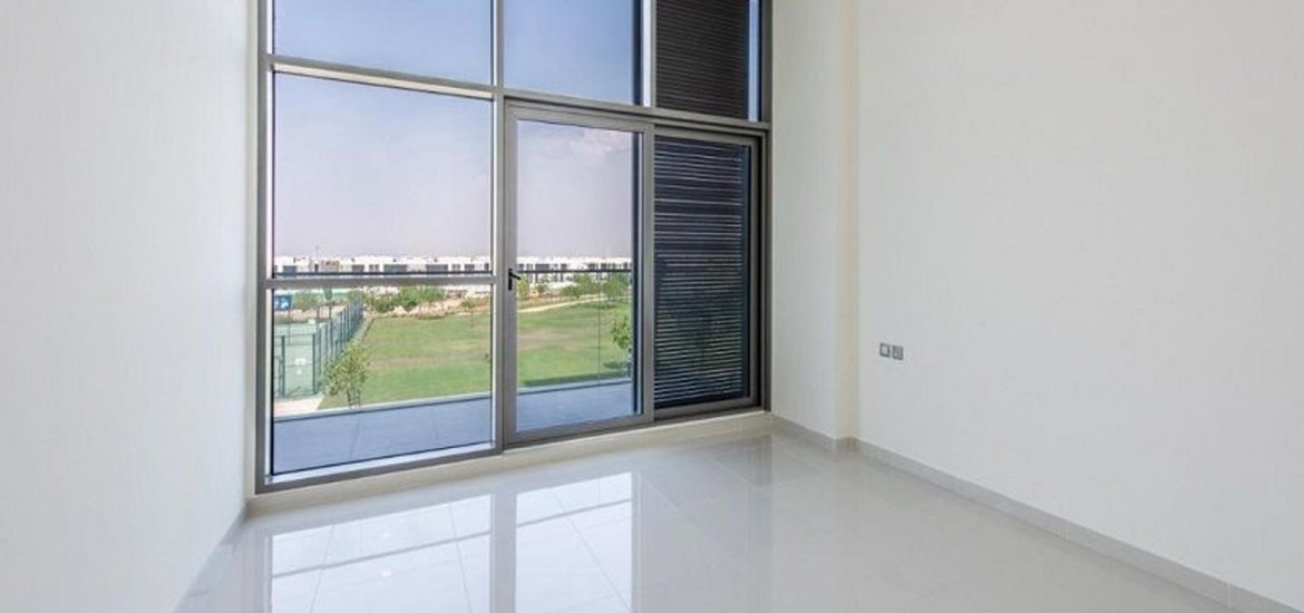 Apartment for sale in DAMAC Hills, Dubai, UAE 3 bedrooms, 263 sq.m. No. 5949 - photo 1